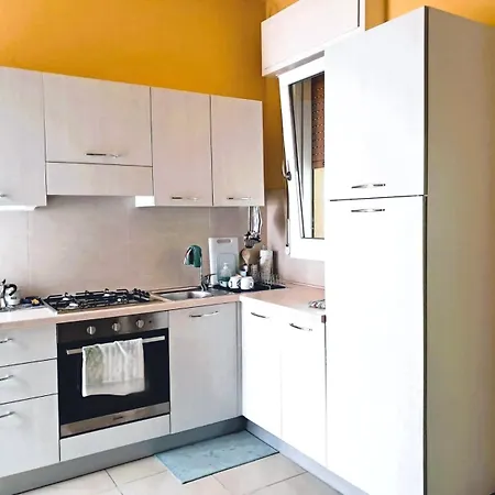 Cn002 - Cesenatico, Bilocale Con Terrazzo E Posto Auto * تْشيزيناتيكو