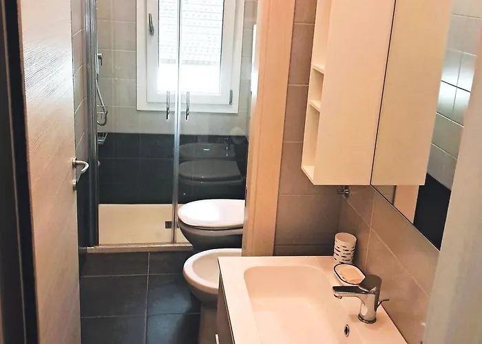 Cn002 - Cesenatico, Bilocale Con Terrazzo E Posto Auto * تْشيزيناتيكو